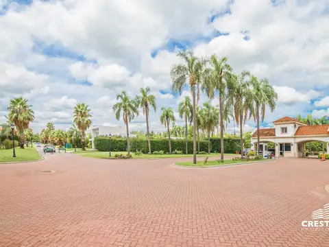 Funes Hills Miraflores