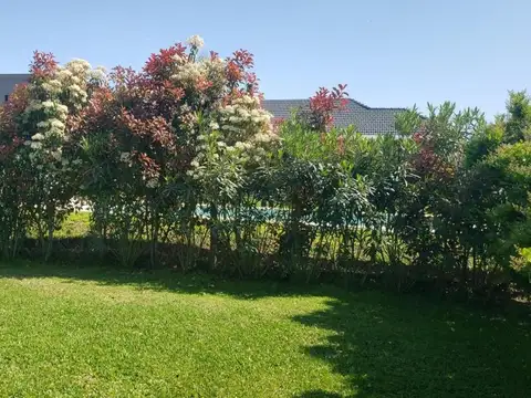 Casa 4 ambientes con 3 baños