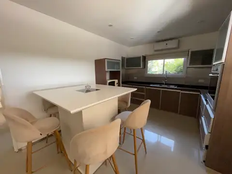 Alquiler de Casa 4 ambientes en La Magdalena