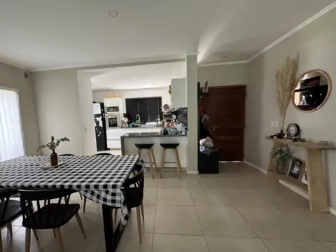 Casa en Venta al Este