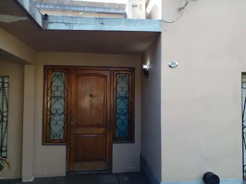 Casa en venta en Merlo Sur