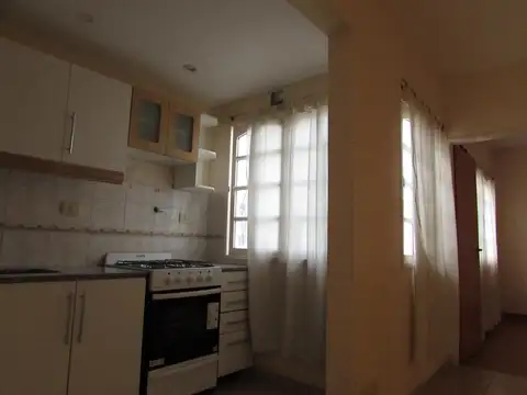 Dpto. de 2 amb. interno.