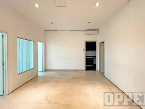 Oficina en Alquiler en Manuel Alberti, USD 1.300