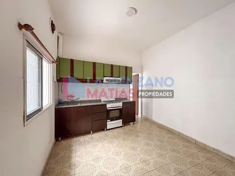 Depto Tipo Casa en Alquiler 50 años