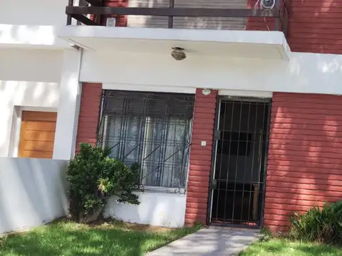 Av. Fortunato De La Plaza 2400 , Piso Pb