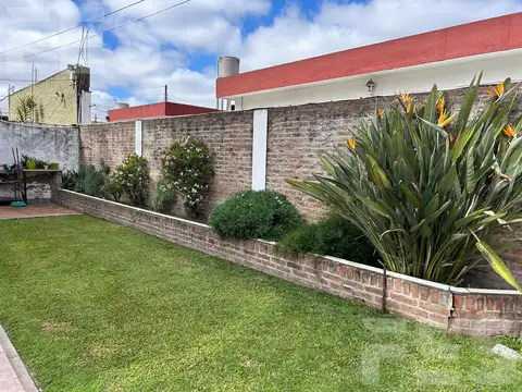 Casas en  Venta en Bernal Quilmes