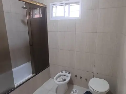 Casa Chalet  en Venta en Zárate, G.B.A. Zona Norte, Argentina