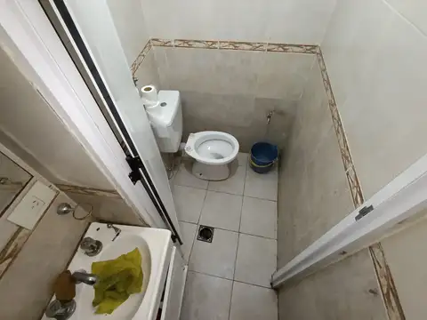 LOCAL COMERCIAL EN LINIERS