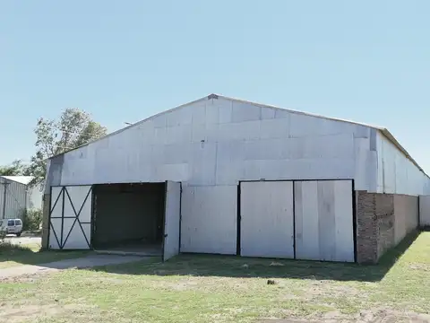 Galpon en Alquiler 236  mts Fondo