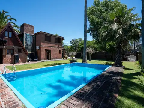 Casa - Venta - Argentina, Manuel B Gonnet - Calle 9 Y  504 2781