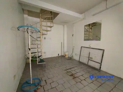 Local en Venta 40 años