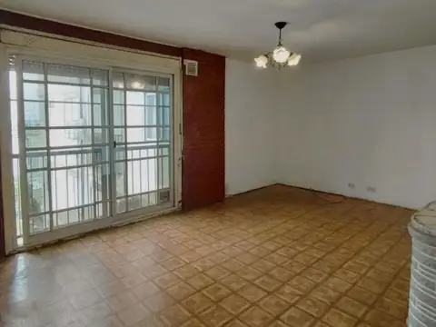Departamento 3 ambientes con 1 baño