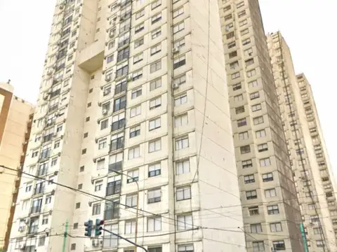 AV MONTES DE OCA 1200