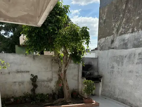 Depto Tipo Casa en Alquiler de 2 dormitorios