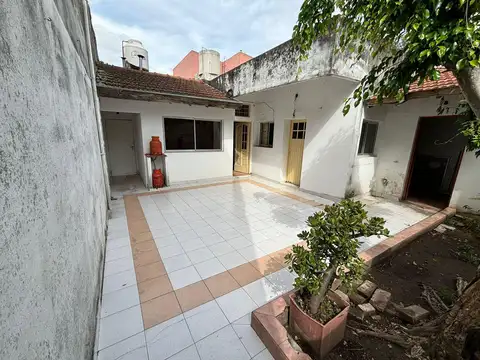 Depto Tipo Casa en Alquiler de 3 ambientes