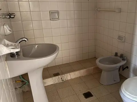 Local en Venta 30 años