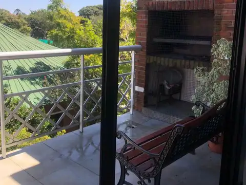 Departamento 5 ambientes con 3 baños