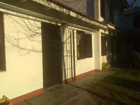 Depto Tipo Casa 2 ambientes con 1 baño