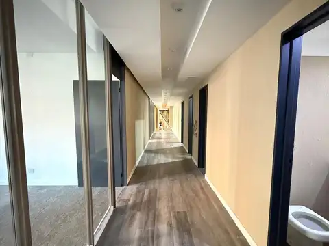 Oficina en Alquiler al Sur