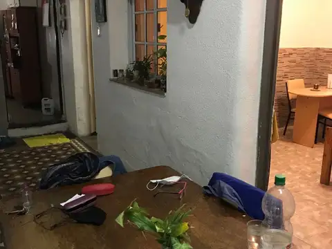 E Corvalan 2100, Piso 2