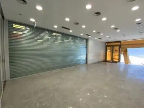 Local en Venta en Campana, USD 750.000