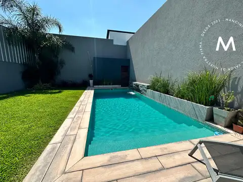 Casa 5 ambientes con 3 baños