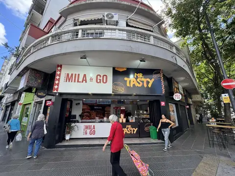 Cabildo  3000 esq Quesada