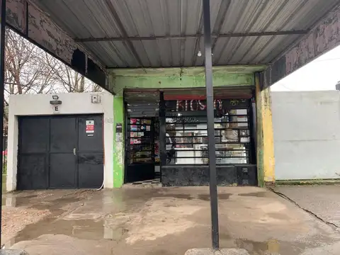 Local en venta en La Plata San Carlos