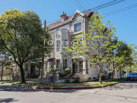 Triplex en venta 4 ambientes Villa Sarmiento