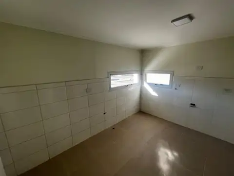 VENTA CASA 2 DORM B° CONFLUENCIA PLOTTIER NQN