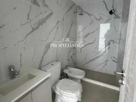 Departamento en Alquiler en Saravi Village, USD 530