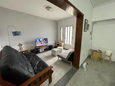 Joaquín V. González 2400