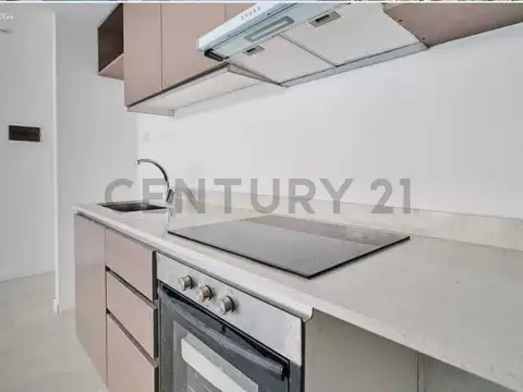 Vuelta de Obligado 3000, Piso 5