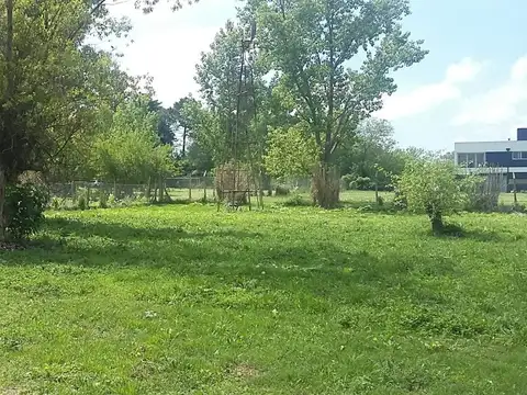 Terreno en Venta en Arana, USD 95.000