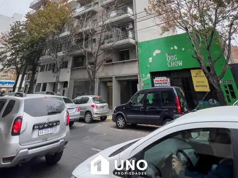 Ov. Lagos 480 - Amplio Dpto de 2 Dormitorios Externo. Con cochera.