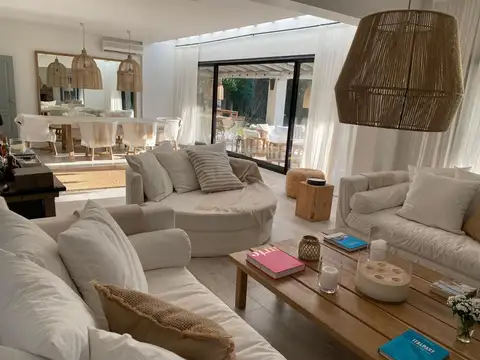 Casa en Alquiler Temporal de 4 dormitorios