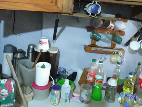 Casa en venta con detalles a refaccionar