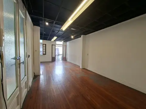Oficina en Alquiler en San Nicolás, $ 250.000