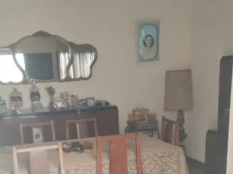 Depto Tipo Casa en Venta en Pompeya, USD 125.000