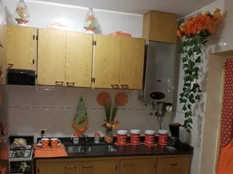 SAN MARTIN 2344. DOS DORMITORIOS AL FRENTE., BALCON CORRIDO, JARDIN DE INVIERNO. CONSULTAR PREC...