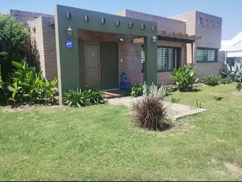 VENTA CASA BARRIO CERRADO BELA VISTA