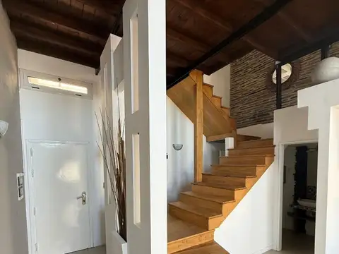 Hermoso departamento tipo duplex en alquiler