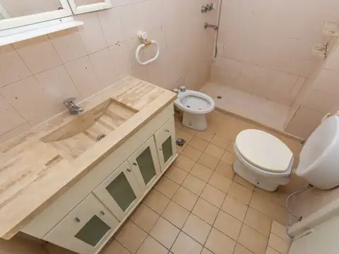 Departamento 4 ambientes con 2 baños