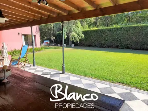 Casa 4 ambientes con 3 baños