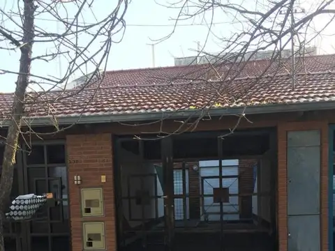 Moreno 241 , Piso PB