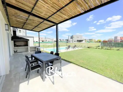 Casa en Venta en Puertos, USD 315.000