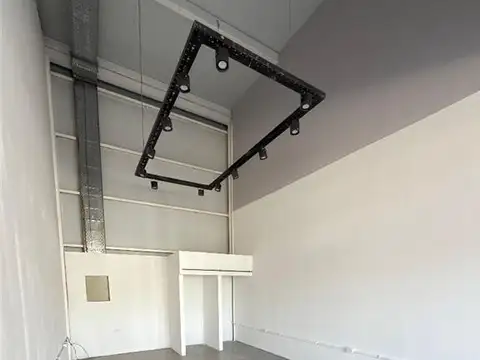 LOCALES - EN SHOPPING - ZONA OESTE, RIVADAVIA