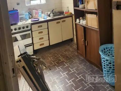 Av. Rivadavia al 17800