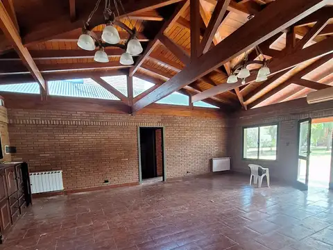 Casa en Venta en Roldan, USD 360.000