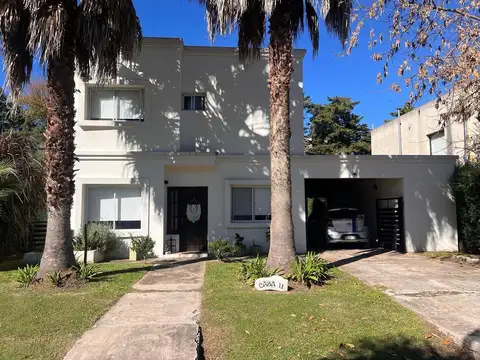 Casa en venta Jardines de Escobar